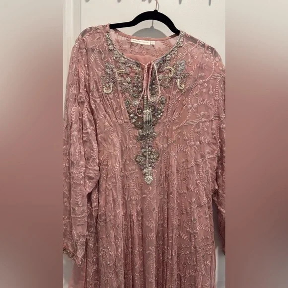 Ammara Khan - Pakistani designer - Picture 3 of 4